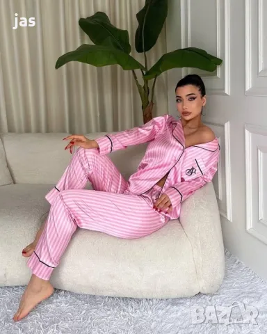 Сатенена пижама Victoria’s secret, снимка 4 - Пижами - 48985069