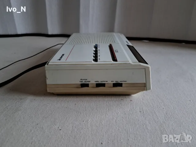 Дигитален часовник Simens RG 274., снимка 2 - Радиокасетофони, транзистори - 48642189