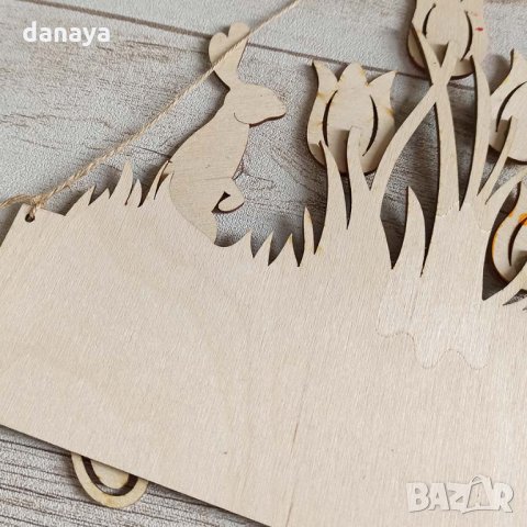 1990 Декоративна дървена табела Зайци с цветя и надпис Честит Великден, снимка 3 - Декорация за дома - 32373156