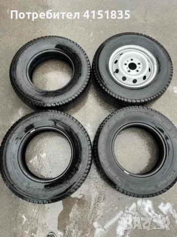 Гуми за бус, снимка 1