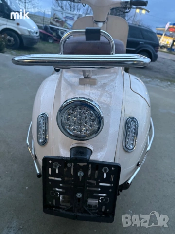 Скутер Vespa, снимка 8 - Мотоциклети и мототехника - 53242173