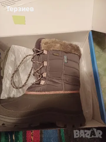 Продавам ботуши Trespass , снимка 2 - Детски боти и ботуши - 47849696