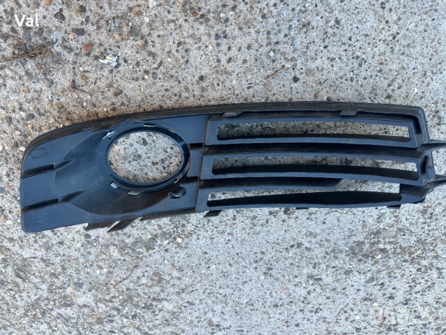 Решетка за халоген Audi A3 b8 , снимка 2 - Части - 52224561