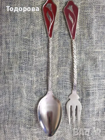 Комплект вилички и лъжички с червен емайл, снимка 5 - Прибори за хранене, готвене и сервиране - 49026843