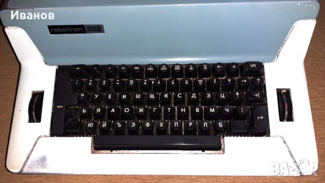 Robotron 202 Електрическа пишеща машина, снимка 4 - Друга електроника - 27234404