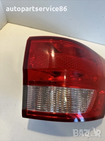 Заден десен стоп-светлина за Jeep Grand Cherokee 3.0 Crd (2012) 55079420AE, снимка 2 - Части - 53520819