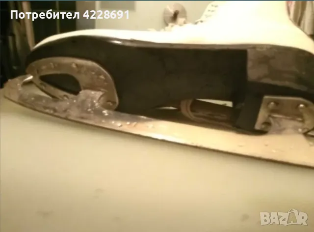 Автентични кожени зимни кънки N 41, снимка 2 - Ролери, кънки - 50068299