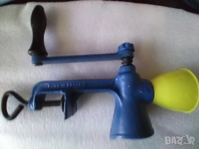 Ретро, мелничка за кафе или подправки, снимка 2 - Антикварни и старинни предмети - 52523309