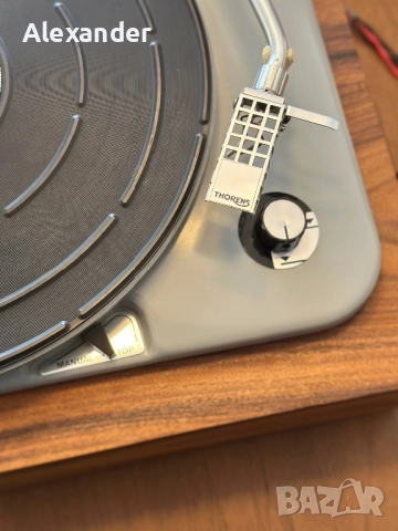 Грамофон Thorens TD 135 MKII, снимка 3 - Грамофони - 52080118