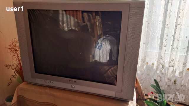 Голям плосък телевизор Crown 29" инча, снимка 2 - Телевизори - 43633799