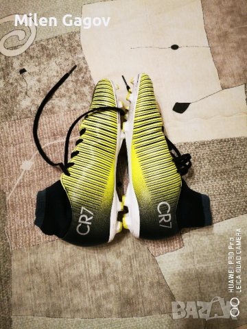 Детски футболни обувки Nike, модел CR7 с чорап, номер 36,5, идеално запазени. , снимка 3 - Футбол - 43429426