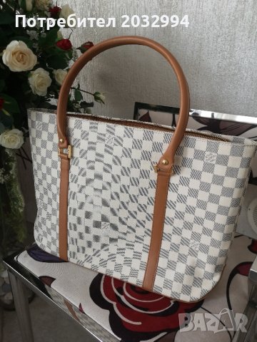 чанта Louis Vuitton , снимка 2 - Чанти - 43213785