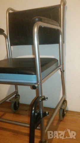 Комбиниран инвалиден стол - инвалидна количка; санитарен/хигиенен стол за баня/тоалетна, снимка 4 - Инвалидни колички - 52847749
