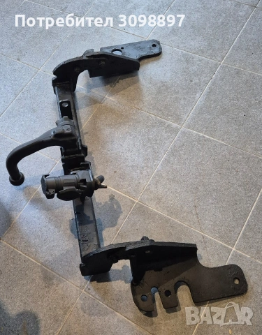 теглич за Тойота Авенсис т27 2008-2017г , снимка 2 - Части - 53335716