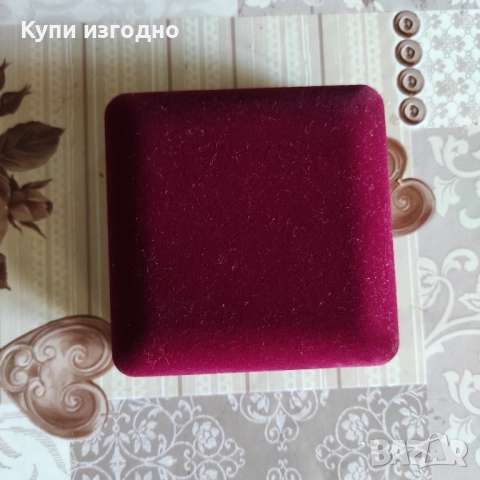 Гривни - Старинна гривна с кристали, Кожени гривни със зодии и др., снимка 5 - Гривни - 52140254