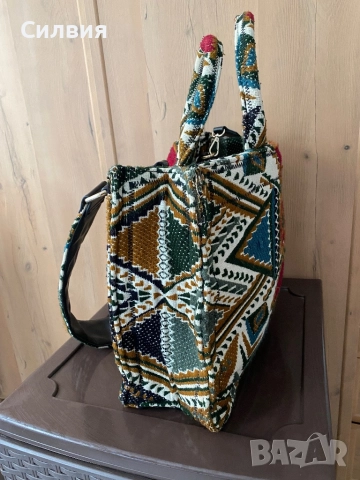 Дамска чанта Zara, снимка 3 - Чанти - 52166404