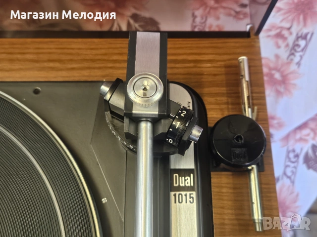 Грамофон DUAL 1015  В отлично техническо и визуално състояние., снимка 11 - Грамофони - 49437523