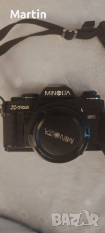 Чисто нова Minolta x700 със светкавица 