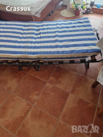 Продава се сгъваемо легло с матрак, снимка 2 - Спални и легла - 52673399