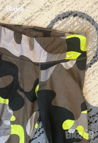 Nike- дамски клин, снимка 4 - Клинове - 50708828