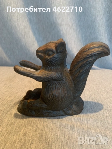 стара чугунена фигура катеричка , снимка 2 - Антикварни и старинни предмети - 53065834