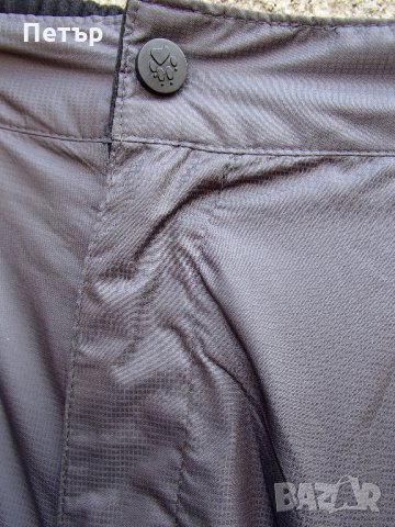 Продавам чисто нов дамски шушляков водоустойчив лепен панталон 8000мм Jack Wolfskin, снимка 8 - Други спортове - 28214659