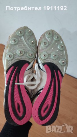 Saucony. Шпайкове, обувки за лека атлетика. 37