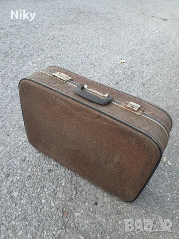 Стар куфар , снимка 2 - Антикварни и старинни предмети - 51320394