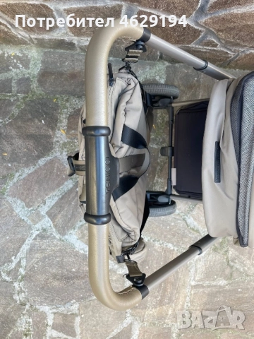 Бебешка Количка Venicci Upline Leo – стил, комфорт и качество, снимка 18 - Детски колички - 52132080