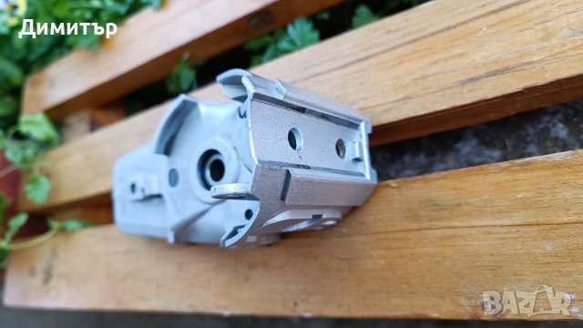 Редуктурна кутия за зеге / прободен трион Bosch GST 150, снимка 6 - Други инструменти - 36992275