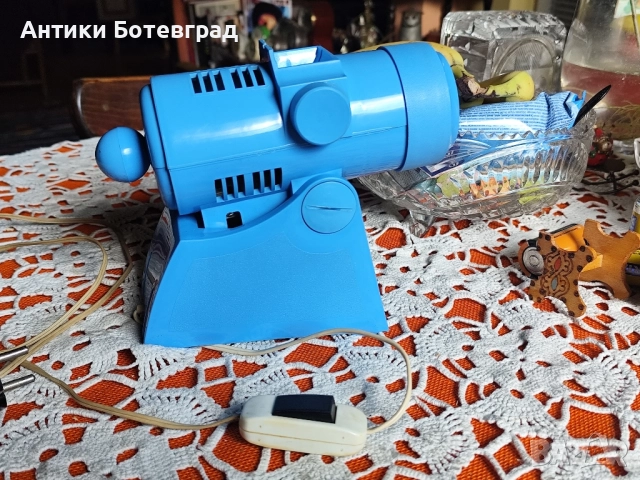 Филмопроектор пиратско оръдие СССР производство , снимка 3 - Антикварни и старинни предмети - 51490617