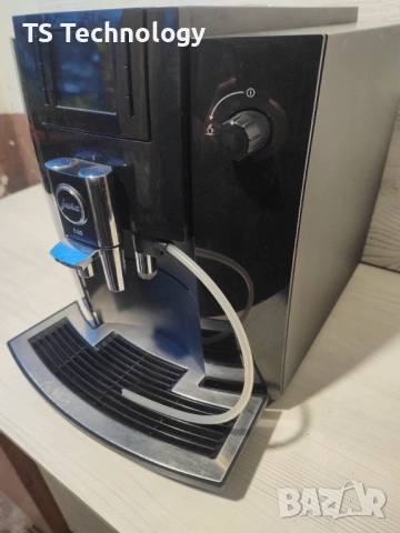 ГАРАНЦИЯ ! JURA Е60 Cappuccino / Кафеавтомат - робот / Капучинатор, снимка 5 - Кафемашини - 53039023