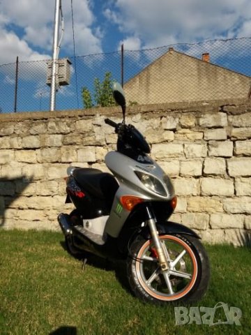 Части Скутер Honda X8R-S, снимка 2 - Мотоциклети и мототехника - 27501230