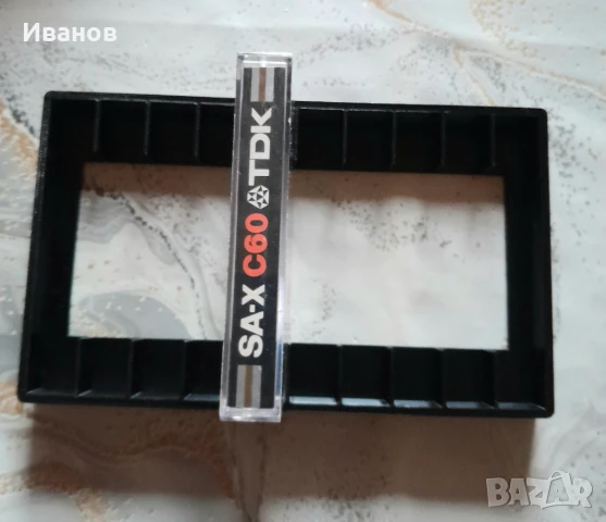 Стойки за аудио касети, снимка 5 - Аудио касети - 40467628