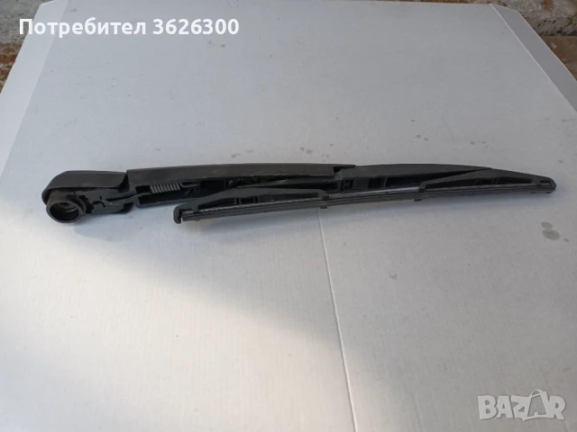 Рамо чистачка за Тойота Авенсис Т25 