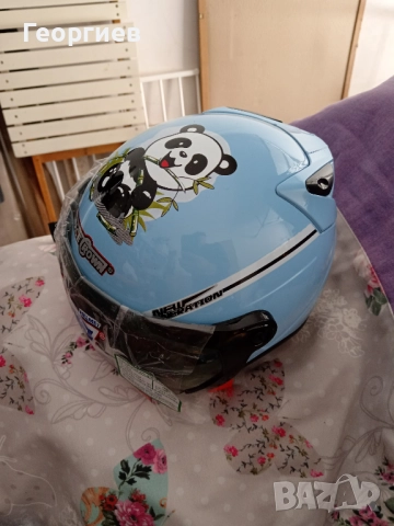 Детска каска за мотор 