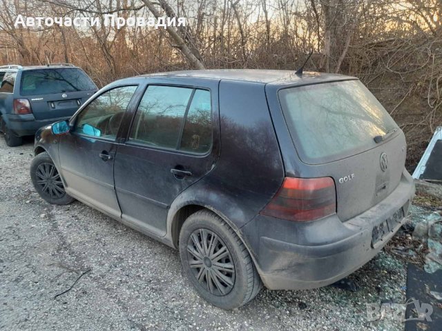VW Golf 1.8, 20 V, 98 г на части, снимка 6 - Автомобили и джипове - 43713037
