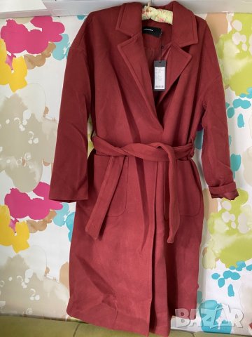 Ново палто Vero Moda,L размер, снимка 3 - Палта, манта - 35596389