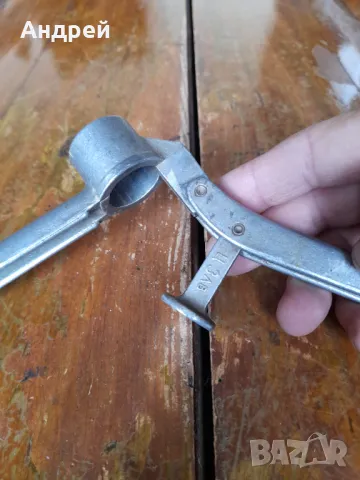 Стара алуминиева преса за чесън #13, снимка 5 - Други стоки за дома - 49753835