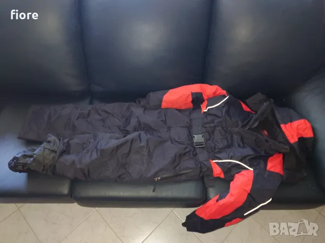 Детски скиорски гащеризон, снимка 4 - Детски якета и елеци - 47936449