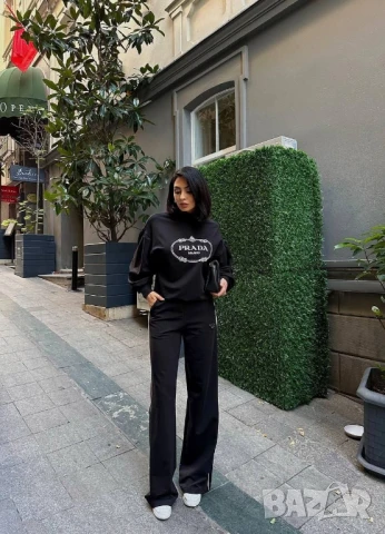 дамски екипи prada , снимка 2 - Спортни екипи - 51165192