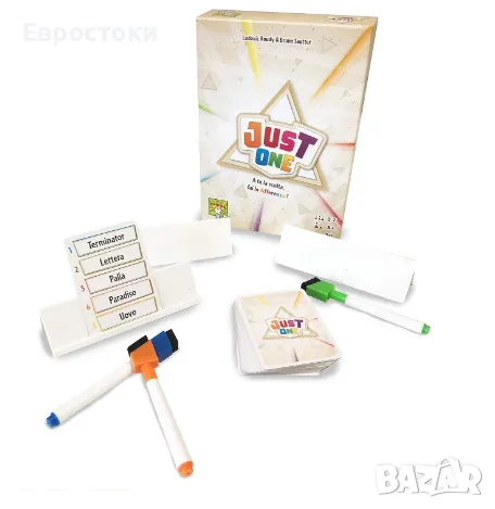 Настолна игра Asmodee Just One Table Game Yellow, игра за думите, италианска версия, снимка 3 - Настолни игри - 47297445