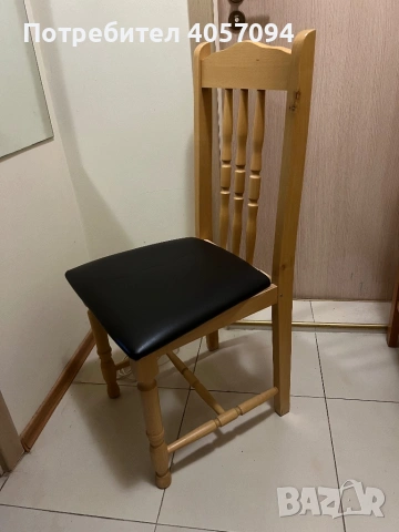 Продавам два дървени стола., снимка 4 - Столове - 53464375