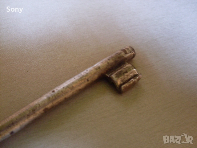 Стар железен ключ., снимка 10 - Антикварни и старинни предмети - 52580647