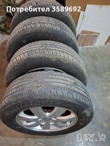Летни гуми 225/65/17  с алуминиеви джанти, снимка 2 - Гуми и джанти - 52807195