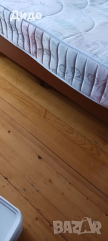 Продавам двулицев матрак Genial Demaflex 180/200/18, снимка 2 - Матраци - 51977852