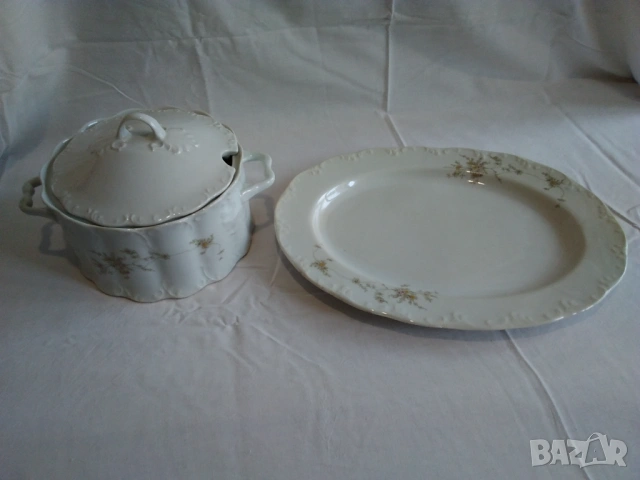Продавам порцеланов супник и плато комплект