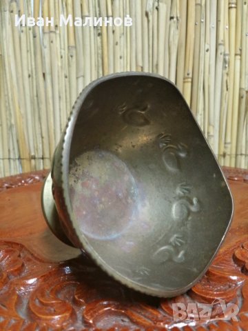 Стар бронзов бокал , снимка 4 - Антикварни и старинни предмети - 26310060