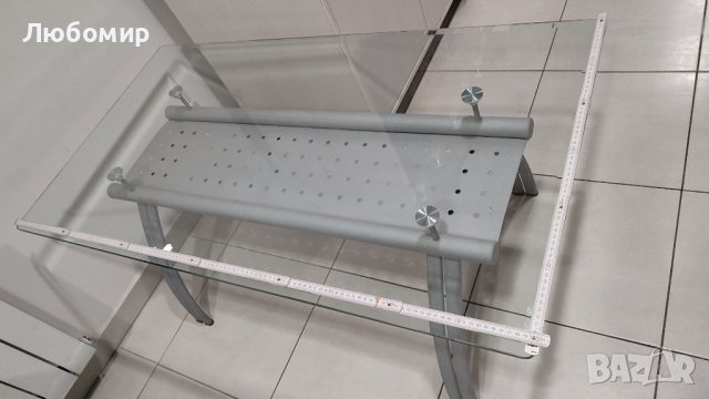 Продавам маса със стъклен плот, снимка 2 - Маси - 43928491