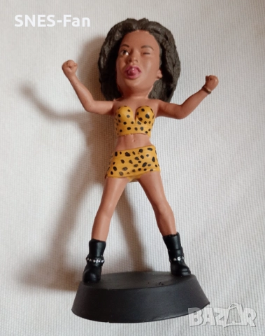 Фигурка Spice Girls, снимка 3 - Колекции - 52353924